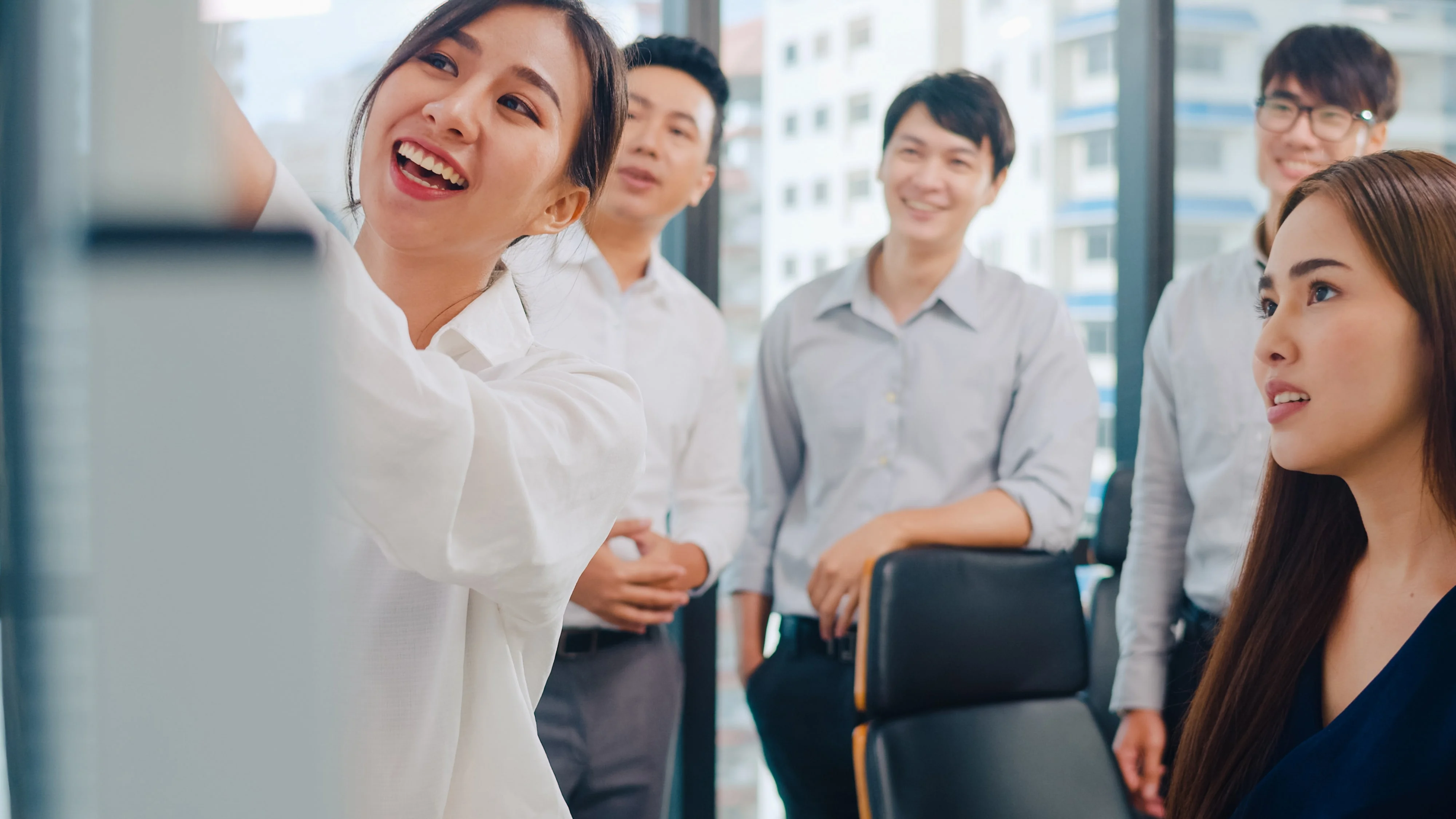 trang_bi_bao_hiem_global_Care